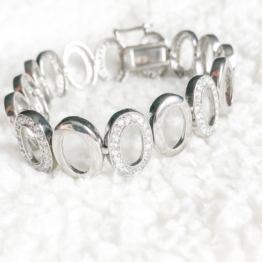 Silver and Diamond Oval Link Bracelet